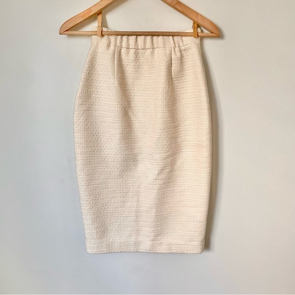 Aritzia Babaton Tweed Button Down Pencil Skirt Cream Size 0 Old Money - Picture 4 of 10